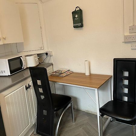 Rahal Hackney Apartment ลอนดอน ภายนอก รูปภาพ