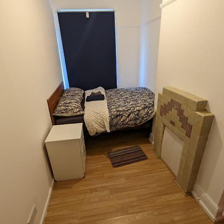 Rahal Hackney Apartment ลอนดอน ภายนอก รูปภาพ