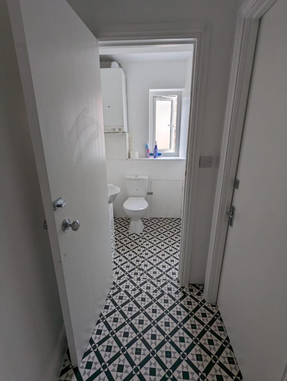 Rahal Hackney Apartment ลอนดอน ภายนอก รูปภาพ
