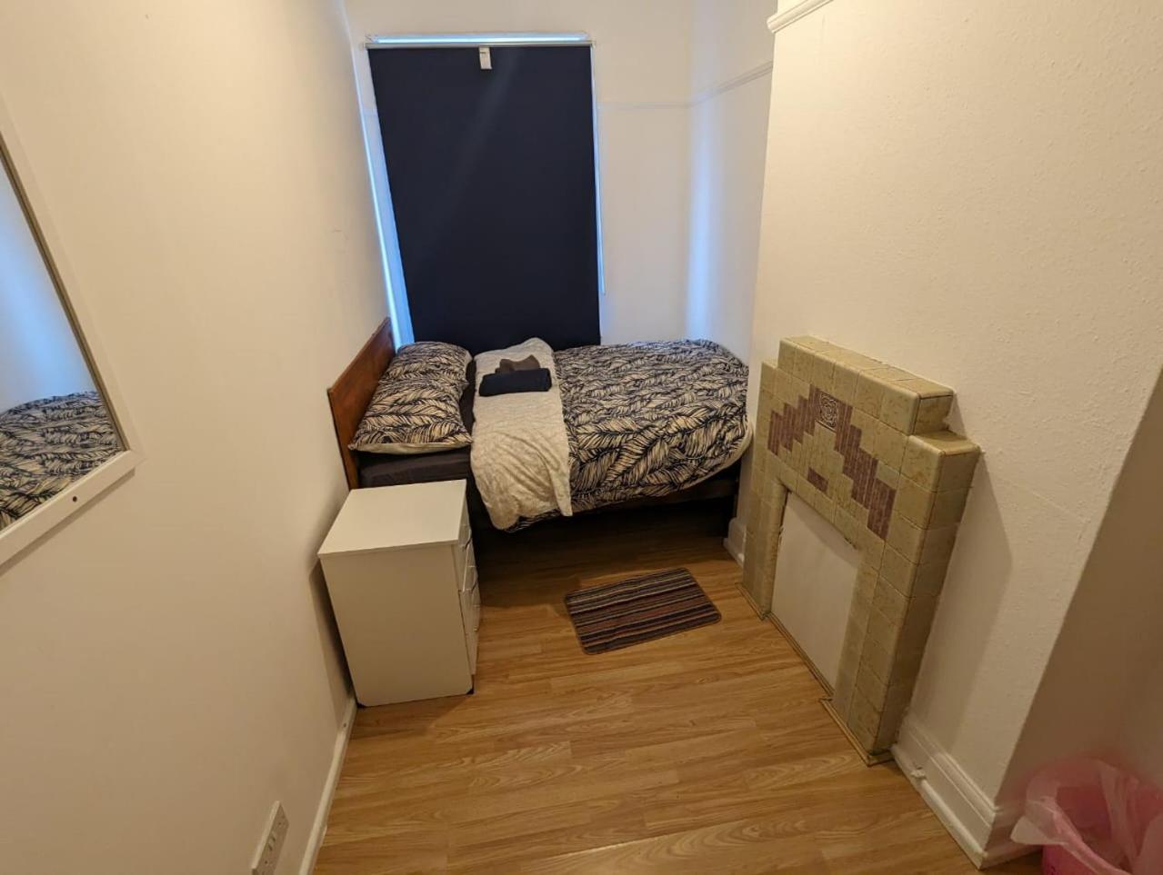 Rahal Hackney Apartment ลอนดอน ภายนอก รูปภาพ